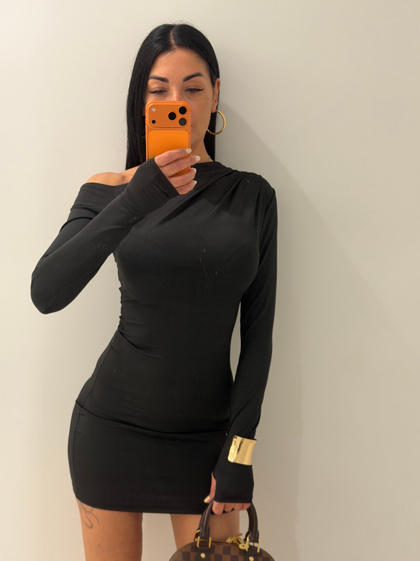 Kim dress
