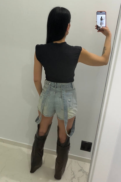 Body U