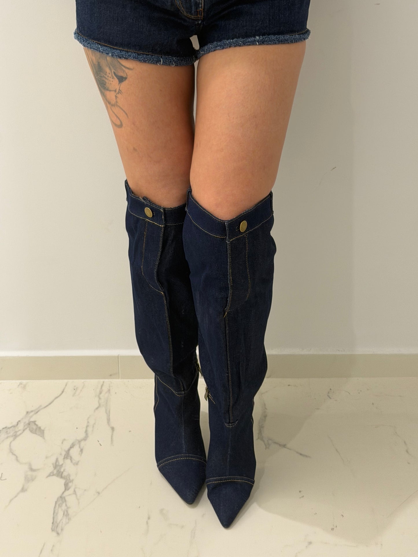 Slouchy boot
