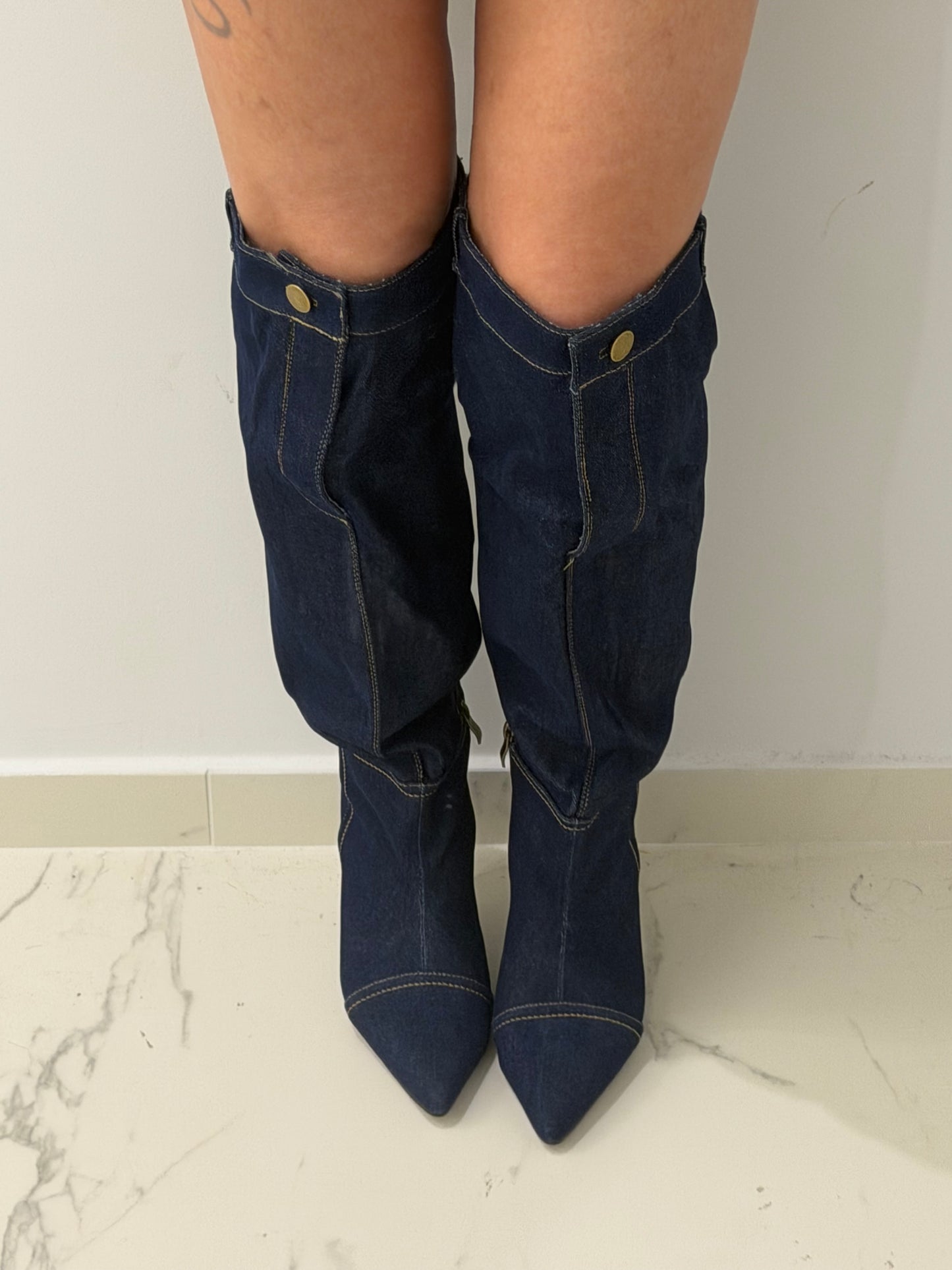 Slouchy boot