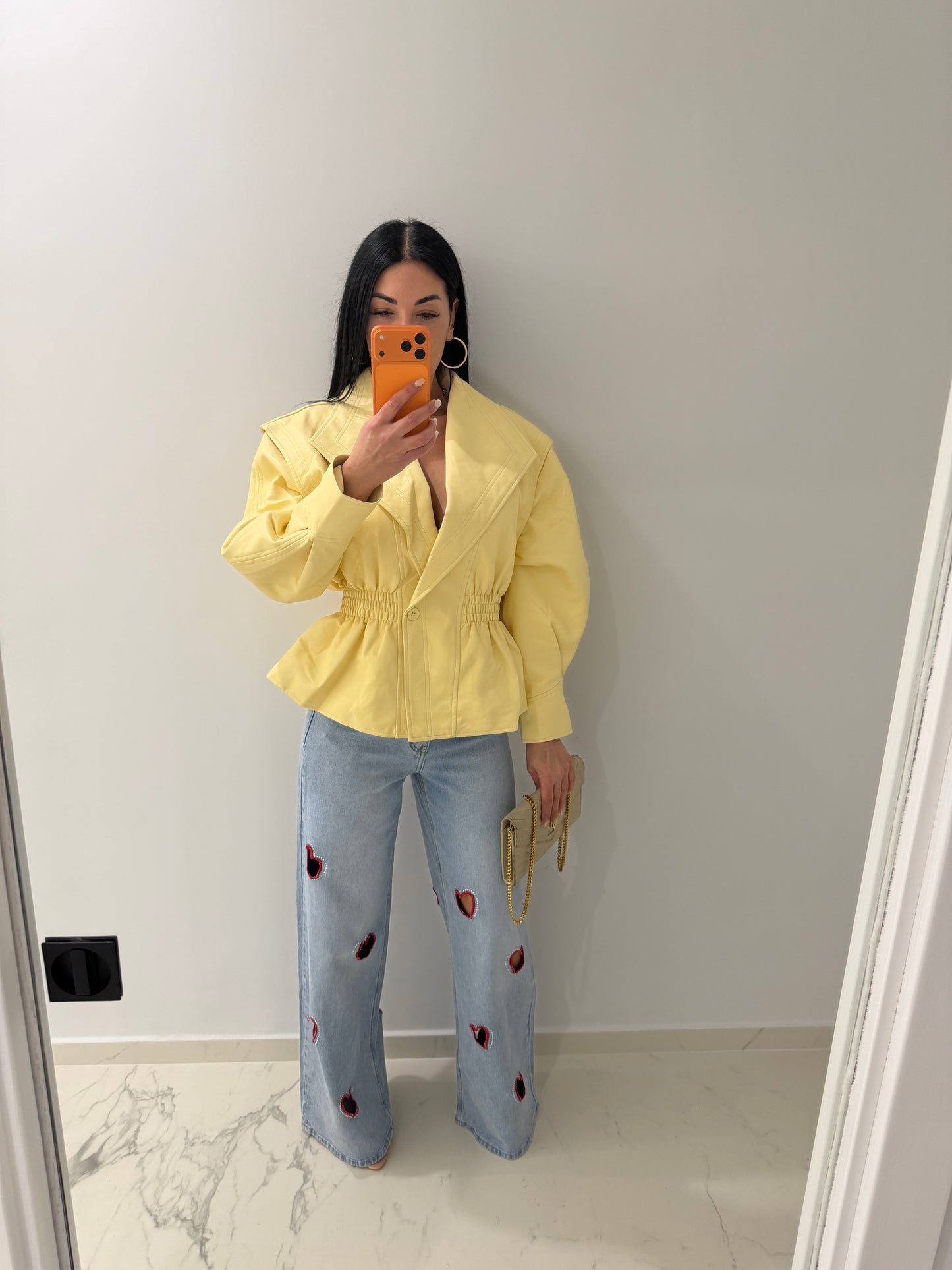 Yellow jacket