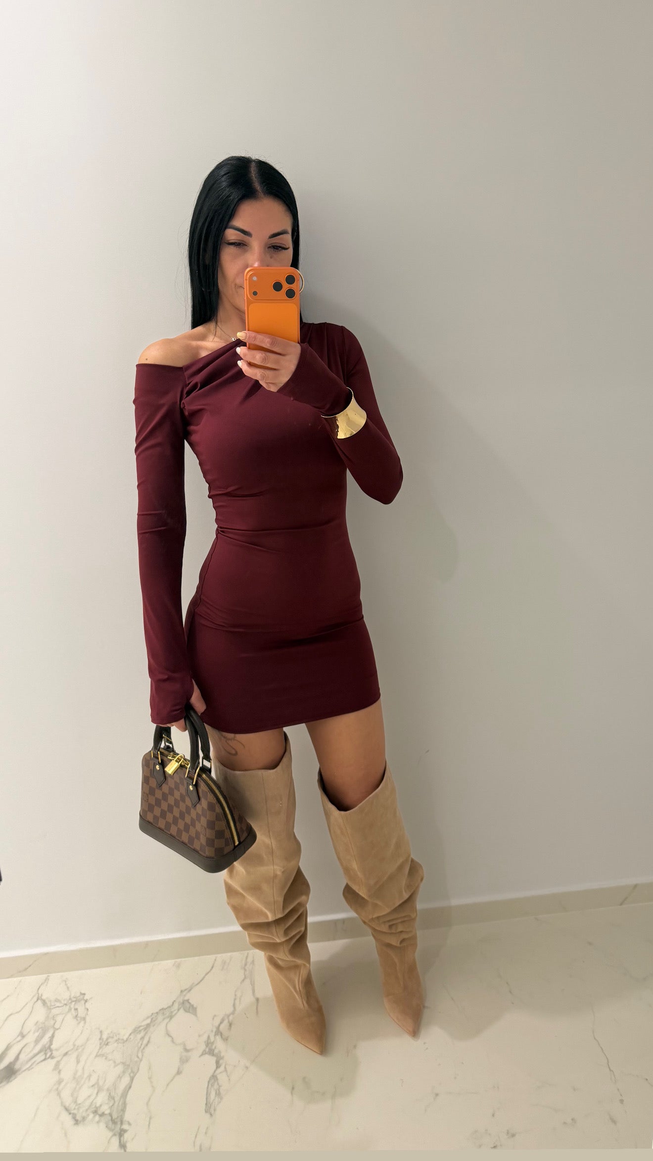 Kim dress