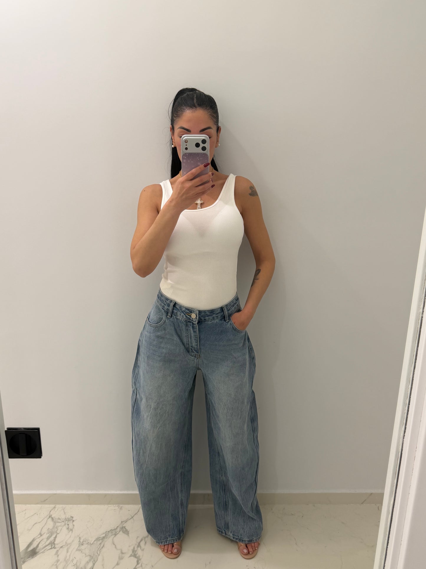 Top "Alessia"