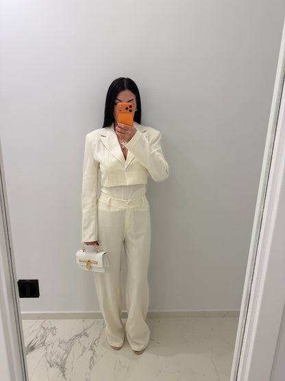 Ambra Suit