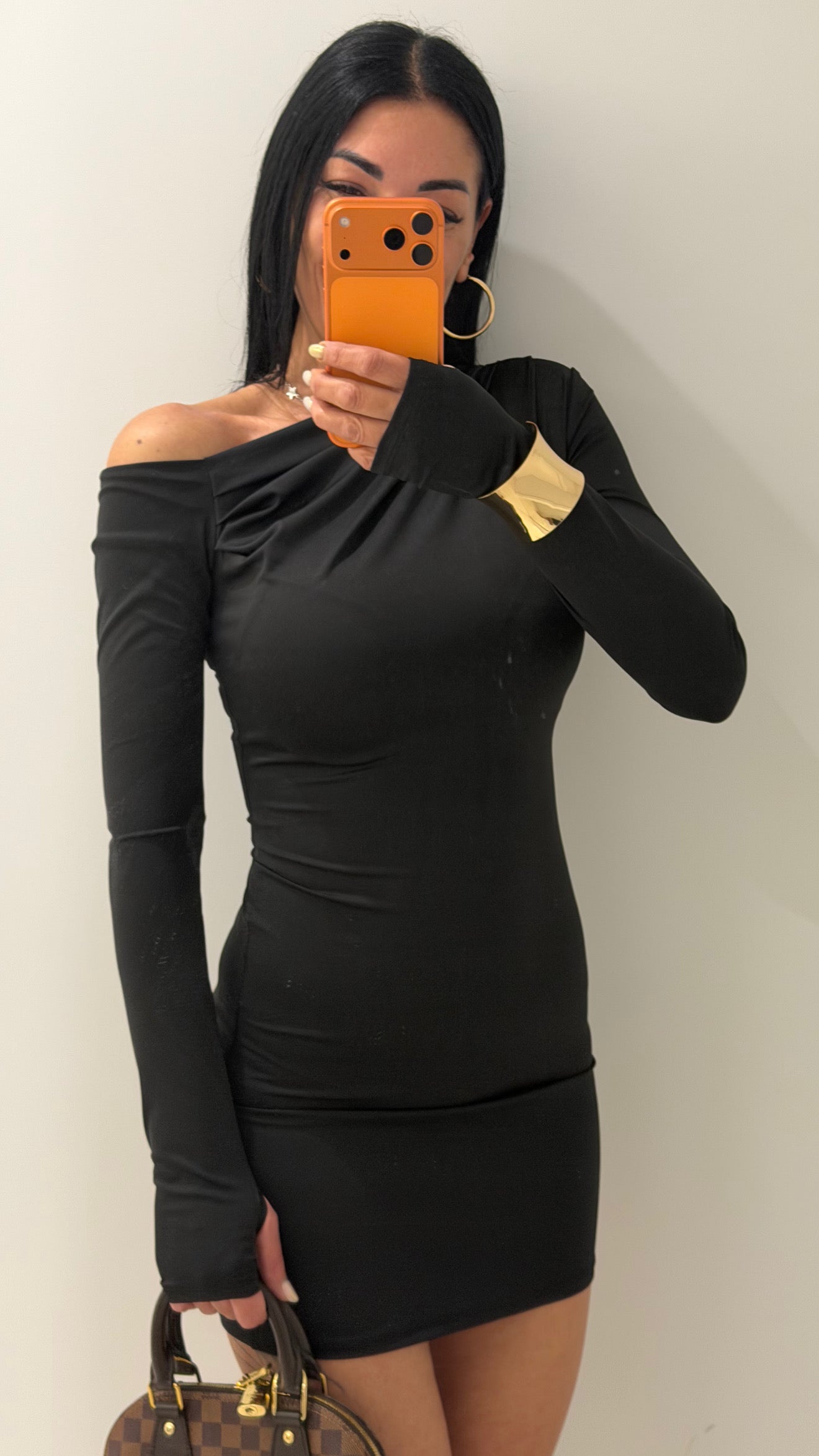 Kim dress