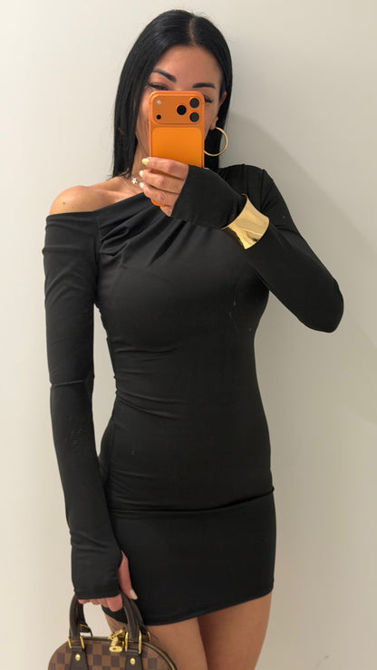 Kim dress