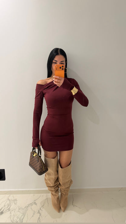 Kim dress