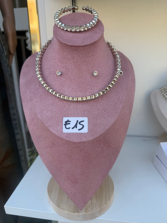 Set collana bracciale orecchini