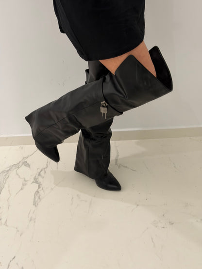 Shark Look Boots