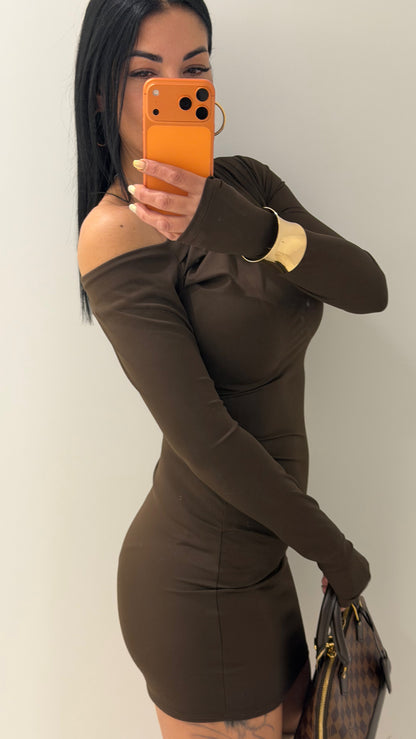 Kim dress