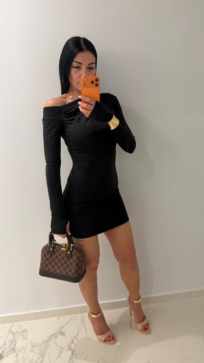 Kim dress